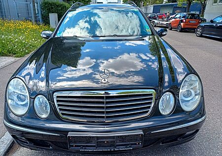 Mercedes-Benz E 200 KOMPRESSOR T ELEGANCE