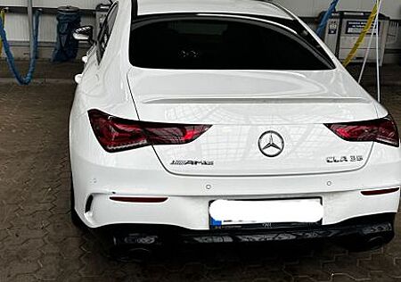 Mercedes-Benz CLA 35 AMG Mercedes-AMG CLA 35 4MATIC DCT Me...