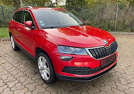 Skoda Karoq 1.0 TSI SOLEIL *Navi*R-Cam*