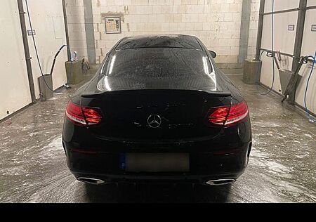 Mercedes-Benz C 200 AMG Paket 9G-Tronic