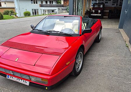 Ferrari Mondial