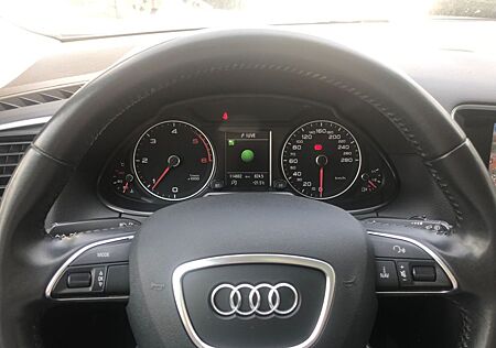 Audi Q5 2.0 TDI 114882 km vieles neu. Panor/Nav/Shz