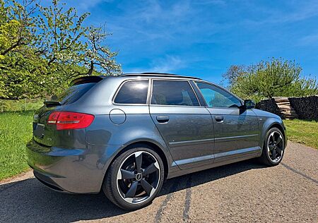 Audi A3 Sportback|Sline|Panodach|Scheckheftgepflegt