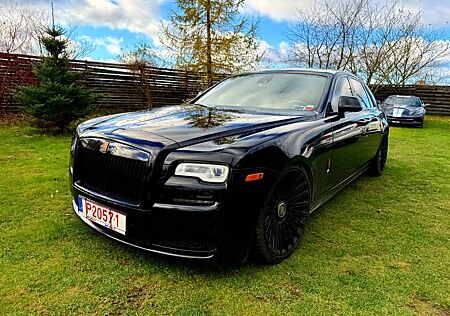 Rolls-Royce Ghost - -