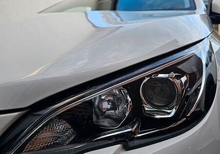 Peugeot 308 gebraucht kaufen Peugeot 308 BlueHDi 130 White Edition