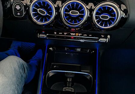 Mercedes-Benz B 200 DCT