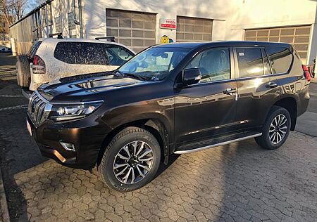 Toyota Land Cruiser 2.8 D-4D Executive Automatik Ex...