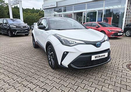 Toyota C-HR Hybrid Style Selection