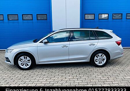Skoda Octavia LED Kamera Car Play Tempomat 1 Hand