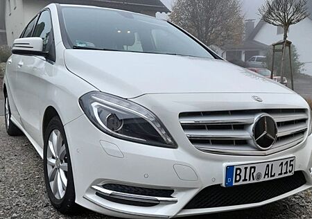 Mercedes-Benz B 180 - BE Sports Tourer