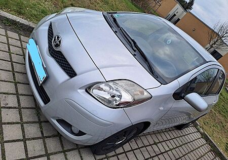 Toyota Yaris 1,33-l-Dual-VVT-i MultiMode Sol Sol