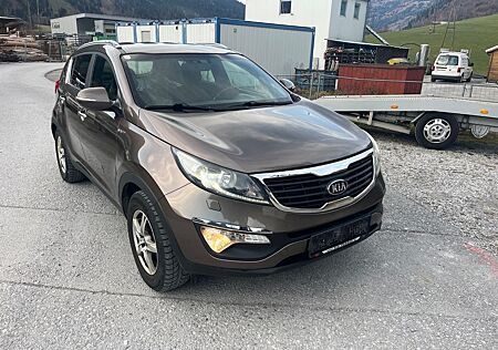 Kia Sportage 2.0 CVVT AWD Vision Automatik/XENON