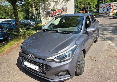 Hyundai i20 1.0 T-GDI 74kW Active Style metallicgrey
