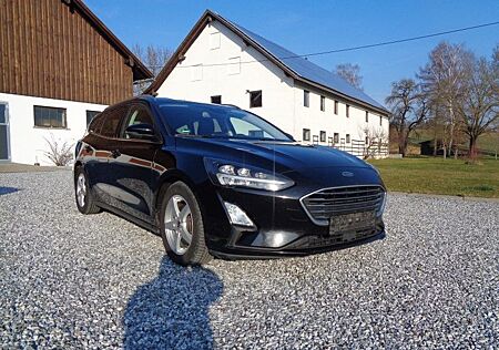 Ford Focus Turnier Titanium, Autom, Navi