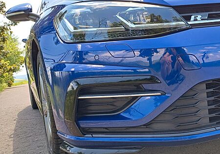 VW Golf Volkswagen Variant 1.5 TSI Highline 3xR-Line
