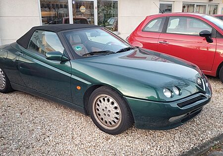 Alfa Romeo Spider 3.0i Lusso