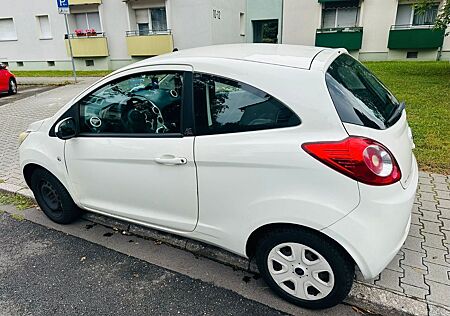 Ford Ka /+ 1,2 Titanium Titanium