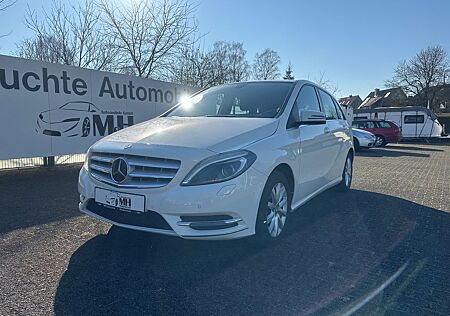 Mercedes-Benz B 180 Navi Klima BI-Xenon AHK Schwenkbar