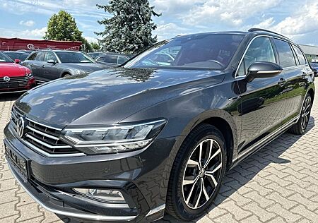 VW Passat Variant Volkswagen Passat Var 2.0 R-Line Panorama Navi Virtual ACC