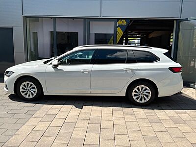 Skoda Superb Combi TSI DSG LED+NAVI+TEMPOMAT+CARPLAY