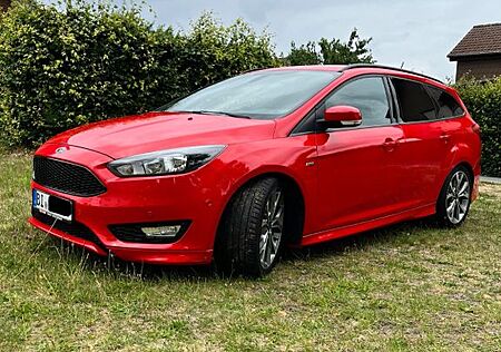 Ford Focus 1,5 EcoBoost 110kW ST-Line Turnier ST-Line