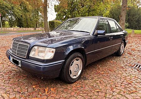 Mercedes-Benz E 200 Limo*Automatik*H-Zulassung*Klima*W124*