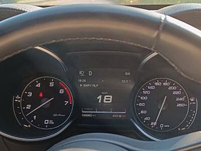 Alfa Romeo Stelvio 2.0 Turbo 16V 206kW First Edition AT...
