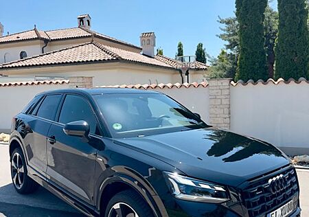 Audi Q2 40 TFSI quattro S-LINE*MATRIX*SONOS*NAVI