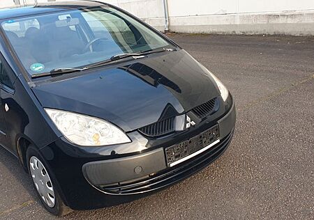 Mitsubishi Colt 1.1 -