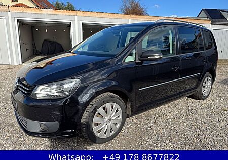 VW Touran Volkswagen Highline 2.0 TDI / DSG / Navi / Xenon