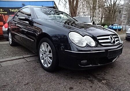 Mercedes-Benz CLK 220 ELEGANCE,Automatik,Leder,Navi.PDC.Euro-4