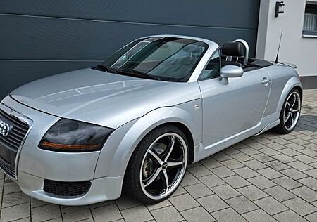 Audi TT Roadster 1.8T quattro - nächse HU 06 / 2026