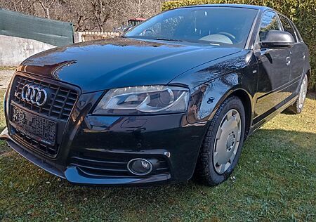 Audi A3 2.0 TDI 3x S line Sportback - GENAU LESEN -