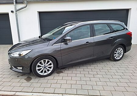Ford Focus 1,5TDCi 88kW DPF Titanium Turnier Titanium