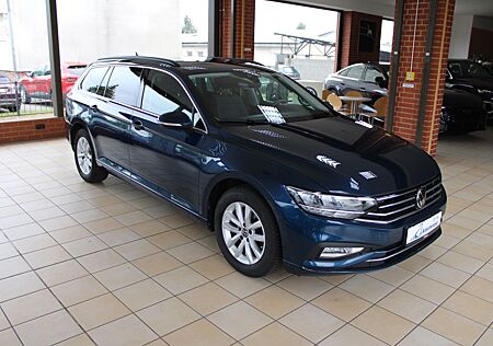 VW Passat Variant Volkswagen Business 1.5 TSI DSG AHK+Navi