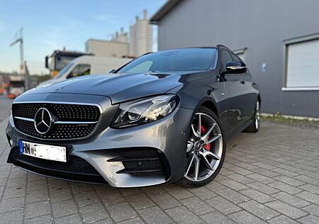 Mercedes-Benz E 53 AMG Mercedes-AMG E 53 4MATIC+ T Autom. ...
