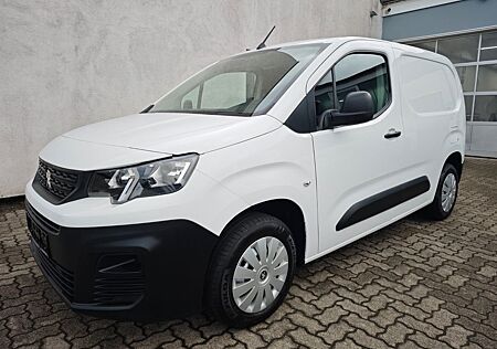 Peugeot Partner gebraucht kaufen Peugeot Partner Pro L1 Klima PDC 3 Sitzer 1. Hand