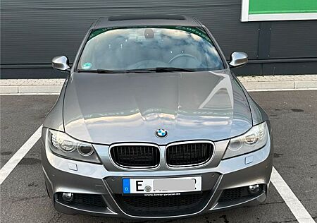 BMW 318 BMW318i Limo,Aut,Xenon,MSport,Navi,Schiebedach