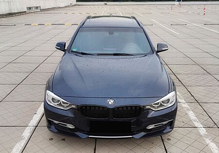 BMW 328i Touring - Autom., 8-fach bereift