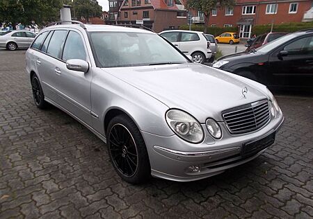 Mercedes-Benz E 240 E Avantgarde T-Modell TÜV NEU LEDER