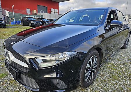 Mercedes-Benz A 160 A160 EDITION * NAVIGATION * ALU 16" * PDC