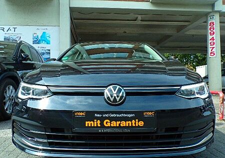 VW Golf Volkswagen VIII Lim. Active 2.0 TDI IQ Light HUD Pano
