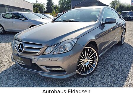 Mercedes-Benz E 250 Coupé AVANTGARDE AMG Paket