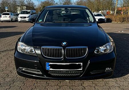 BMW 318i e90