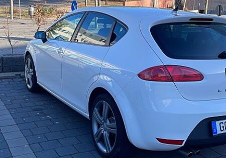 Seat Leon 2.0 TDI PD DPF 125kW FR FR
