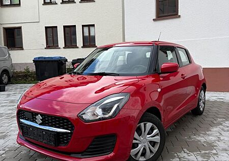 Suzuki Swift 1.2 DUALJET HYBRID Club