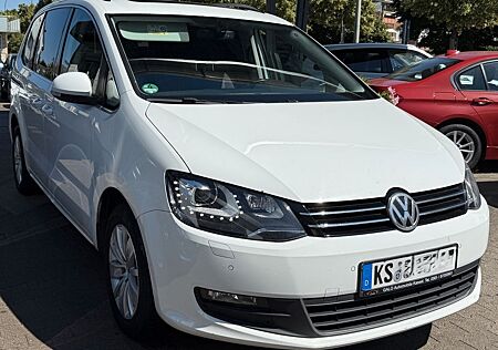VW Sharan Volkswagen 2,0l TDI 150PS/4Motion/Navi/SHZ/7Sitzer/