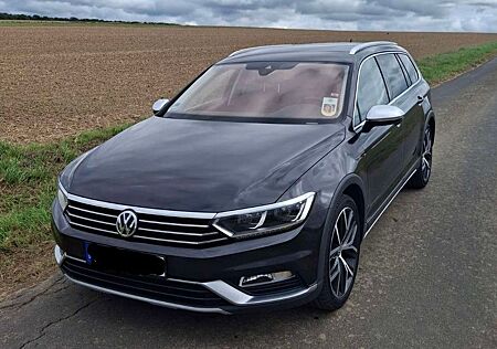 VW Passat Alltrack Volkswagen 2.0 TDI SCR 140kW DSG 4MOT A...