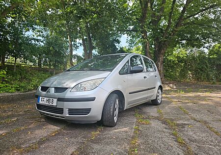 Mitsubishi Colt 1.1 -