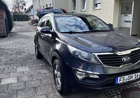 Kia Sportage Spirit 4WD Leder, Pano, Xenon